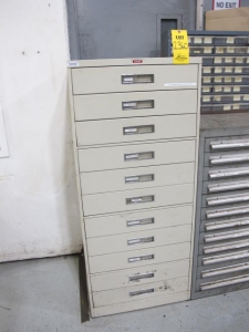 TAB 11-DRAWER HEAVY DUTY TOOL CABINET W/ TOOLING (G-49) LOADING & HANDLING FEE $50-2360