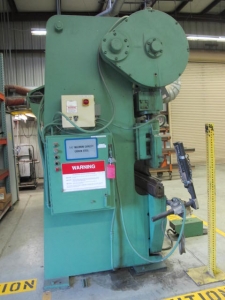 WYSONG 150-10, 12' X 150 TON CAPACITY, HYDRAULIC, 120" BETWEEN HOUSING, MOTORIZED RAM ADJUSTMENT, AIR FOOT PEDAL, PROTECH LIGHT CURTAINS, FRONT OPERATED BACK GAUGE, S/N P1341130 (G-40) LOADING & HANDLING FEE $1,500-2370