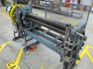 PEXTO 4' POWER PLATE ROLL, LIGHT CURTAINS (G-40) LOADING & HANDLING FEE $250-2373