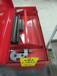 TOOL BOX W/ PARKER LG EXACTOL TUBE BENDER MODEL 420 (G-40) LOADING & HANDLING FEE $10-2383