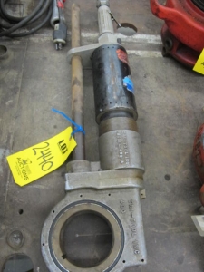 TRI-TOOL MODEL 400 PNEUMATIC PIPE THREADER (G-20) LOADING & HANDLING FEE $10-2440