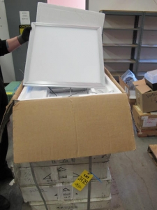 LOT LED LIGHTS (G-20) LOADING & HANDLING FEE $25-2478