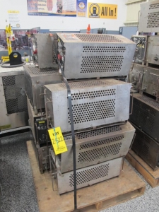 LOT MILLER WELDING POWER SOURCES (G-20) LOADING & HANDLING FEE $25-2522