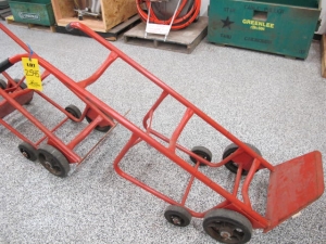 MECO MODEL 54VR 1,000 LB CAP 4-WHEEL BARREL DOLLY (G-20) LOADING & HANDLING FEE $10-2545