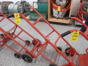 MECO MODEL 54VR 1,000 LB CAP 4-WHEEL BARREL DOLLY (G-20) LOADING & HANDLING FEE $10-2547