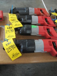 LOT (4) BATTERY POWERED MILWAUKEE SAWZALLS (NO BATTERIES) (G-20) LOADING & HANDLING FEE $10-2590