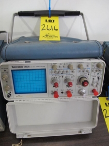 TEKTRONIX 2335 OSCILLOSCOPE (G-20) LOADING & HANDLING FEE $10-2616