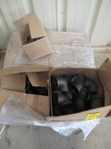 LOT PALLET 3" PIPE ELBOWS (G-20) LOADING & HANDLING FEE $25-2663
