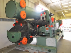 CARRIER MODEL 19EA46-658-30 185 PSI, 115 V/1-PH/50HZ HEAVY DUTY INDUSTRIAL CHILLER (G-20) LOADING & HANDLING FEE $2,500-2701