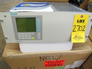 SIEMENS INDUSTRIAL 7MB2421-1DA10-0AA1, 0-10 TO 0-99, 999 PM C3, FIDAMAT 6E CONTINUOUS GAS ANALYZER, TOTAL HYDROCARBON MEASUREMENT, SIX RELAY OUTPUTS FREELY CONFIGURABLE. 19" UNIT FOR INSTALLATION IN CABINETS, 1/4" OD PIPING ON GAS CONNECTIONS FOR SAMPLE GAS. WITH HEATED PUMP FOR SAMPLE GAS WITH ATM. PRESSURE, 1 CHANNEL WITHOUT ADDITIONAL ELECTRONICS POWER SUPPLY AC 100 TO 120V, 48 TO 63 HZ. OPERATING SOFTWARE IN ENGLISH (NEW IN BOX) (G-46) LOADING & HANDLING FEE $10-2702