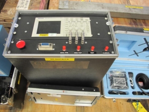 TEKTRONIX TDS-220 TWO CHANNEL DIGITAL REAL-TIME OSCILLOSCOPE (G-46) LOADING & HANDLING FEE $10-2713