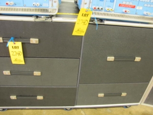 KITCO FIBER OPTICS MODEL 0700-9150 DUAL-PURPOSE EPOXY/HOT MELT 14-PORT OVEN W/ (2) MULTI-AMP EPOCH-10 MULTIMETER & CABINET/ACCESSORIES (G-46) LOADING & HANDLING FEE $25-2740