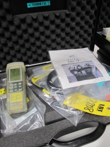 TESTO MODEL 445 VAC MEASURING INSTRUMENT (G-44) LOADING & HANDLING FEE $10-2808