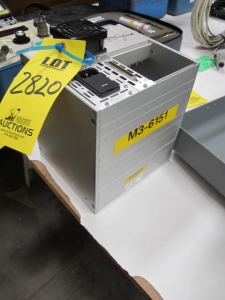 NATIONAL INSTRUMENTS MODEL SCXI-1000 POWER SUPPLY (G-44) LOADING & HANDLING FEE $10-2820