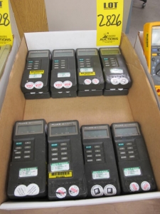 LOT (14) FLUKE 52 K/J THERMOMETER (G-44) LOADING & HANDLING FEE $10-2826