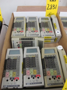 LOT (15) FLUKE MODEL 8060A TRUE RMS MULTIMETER (G-44) LOADING & HANDLING FEE $10-2831
