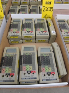 LOT (14) FLUKE MODEL 8060A TRUE RMS MULTIMETER (G-44) LOADING & HANDLING FEE $10-2833
