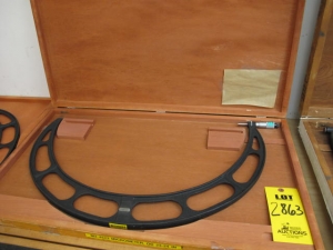 STARRETT 23"-24" OD MICROMETER (G-44) LOADING & HANDLING FEE $10-2863