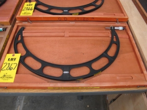 STARRETT 20"-21" OD MICROMETER (G-44) LOADING & HANDLING FEE $10-2867