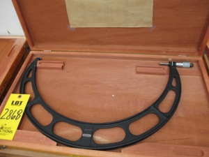 STARRETT 19"-20" OD MICROMETER (G-44) LOADING & HANDLING FEE $10-2868