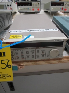 KEITHLEY MODEL 428 CURRENT AMPLIFIER (G-44) LOADING & HANDLING FEE $10-2956