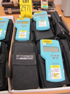 LOT (9) OMEGA MODEL DPI705 DIGITAL PRESSURE INDICATORS (G-44) LOADING & HANDLING FEE $10-2971