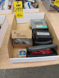 OMEGA 3500 PSI FLOW TRANSMITTER (G-44) LOADING & HANDLING FEE $10-2999