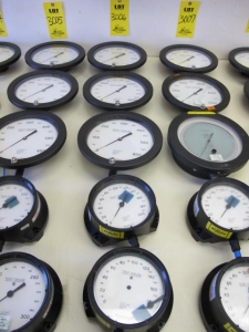 LOT (5) ASST'D ASHCROFT PRESSURE TEST GAUGES (G-44) LOADING & HANDLING FEE $10-3006