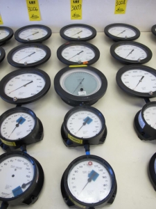 LOT (5) ASST'D ASHCROFT PRESSURE TEST GAUGES (G-44) LOADING & HANDLING FEE $10-3007