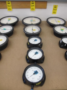LOT (5) ASST'D ASHCROFT PRESSURE TEST GAUGES (G-44) LOADING & HANDLING FEE $10-3014