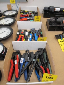 LOT ASST'D CRIMPERS (G-44) LOADING & HANDLING FEE $10-3018