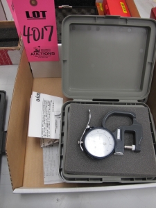 LOT (3) MITUTOYO THICKNESS GAUGES (G-44) LOADING & HANDLING FEE $10-4017