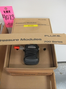 LOT (6) FLUKE 7000 SERIES PRESSURE MODULES (G-44) LOADING & HANDLING FEE $10-4073