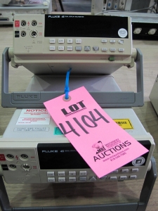 LOT (2) FLUKE MODEL 45 DUAL DISPLAY MULTIMETERS (G-44) LOADING & HANDLING FEE $10-4104