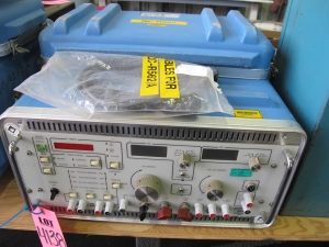 MULTI-AMP MODEL SR-90 RELAY TEST SET (G-44) LOADING & HANDLING FEE $10-4138