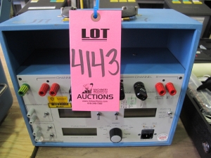 MULTI-AMP MODEL 835110-2 TWO-CHANNEL VOLT/AMP METER (G-44) LOADING & HANDLING FEE $10-4143