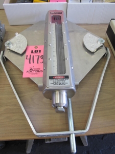 US FILTERS GALLON/MINUTE S/S GAUGE (G-44) LOADING & HANDLING FEE $10-4173