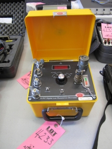 BIDDLE MODEL DLRO DIGITAL LOW RESISTANCE OHMMETER (G-44) LOADING & HANDLING FEE $10-4233