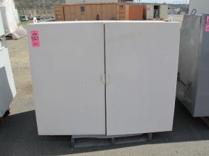 2-DOOR HEAVY DUTY INDUSTRIAL PARTS CABINET (G-40 OUTSIDE) LOADING & HANDLING FEE $50-4263
