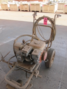 GRACO LINE LAZZER PORTABLE PAINT STRIPER (G-40 OUTSIDE) LOADING & HANDLING FEE $10-4300