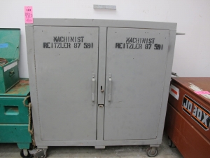 KNAACK 2-DOOR HEAVY DUTY INDUSTRIAL JOB CABINET (G-30) LOADING & HANDLING FEE $50-4320
