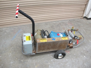 CONCO MODEL 200-B 10HP HEAVY DUTY INDUSTRIAL PUMPING SYSTEM, RATE OF FLOW 136 L/MIN, PRESSURE 24 BAR MAX, SPEED OF ROTATION 1450 RPM (G-30) LOADING & HANDLING FEE $25-4327