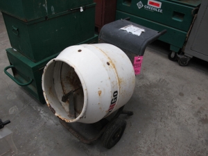 MIX-N-GO ELECTRIC PORTABLE CONCRETE MIXER (G-30) LOADING & HANDLING FEE $25-4333