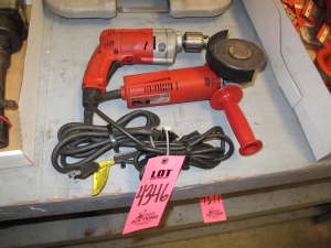 LOT MILWAUKEE ELECTRIC RIGHT ANGLE GRINDER & MILWAUKEE ELECTRIC DRILL (G-30) LOADING & HANDLING FEE $10-4346
