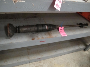 HEAVY DUTY PNEUMATIC COMPACTOR (G-30) LOADING & HANDLING FEE $10-4377