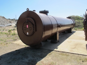 2010 THERMAL ENGINEERING INTERNATIONAL TURBINE PLANT COOLING WATER HEAT EXCHANGER, DIMENSIONS: 79" O.D., OVERALL LENGTH: 494", SHELL WEIGHT: 64,215 LBS, TUBE TYPE: TITANIUM SB338 GRADE 2, TUBESHEET-STATIONARY SA-516-70 W/ TITANIUM CLAD, IMPINGEMENT PROTECTION S/S, S/N T1073504 (FOR COMPLETE DETAILS, SEE SPEC SHEET OR CALL) (G-22) LOADING & HANDLING FEE $15,000-4402